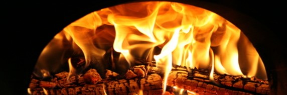 Feuer im Kaminofen - Brennwerte